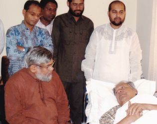 হাসপাতাল রোগীর শয্যাপাশে